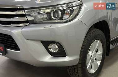 Пикап Toyota Hilux 2018 в 