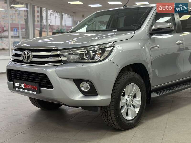 Пикап Toyota Hilux 2018 в Киеве фото 6 Пикап Toyota Hilux 2018 в Киеве