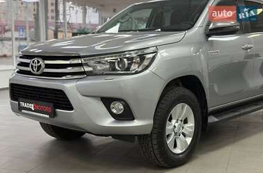 Пикап Toyota Hilux 2018 в 