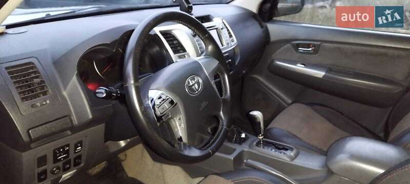 Пікап Toyota Hilux 2012 в Андрушівці