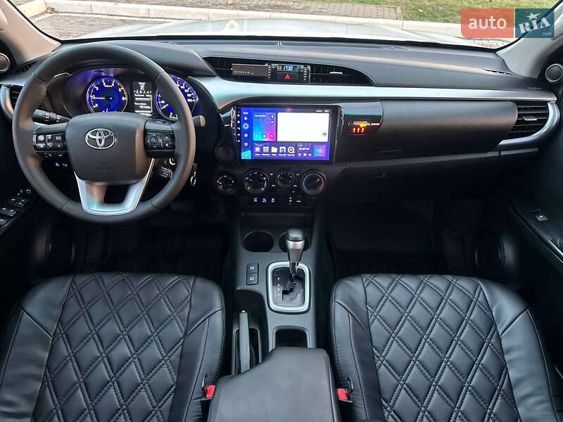 Пикап Toyota Hilux 2017 в Киеве