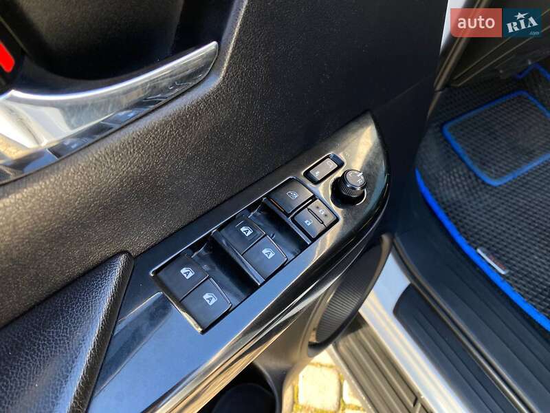 Пикап Toyota Hilux 2016 в Львове фото 13 Пикап Toyota Hilux 2016 в Львове
