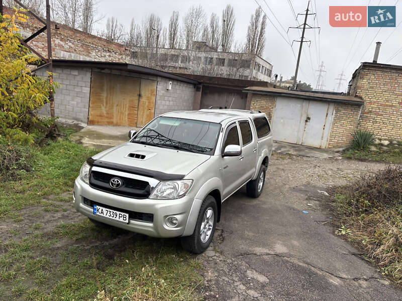 Пикап Toyota Hilux 2009 в Киеве фото 5 Пикап Toyota Hilux 2009 в Киеве