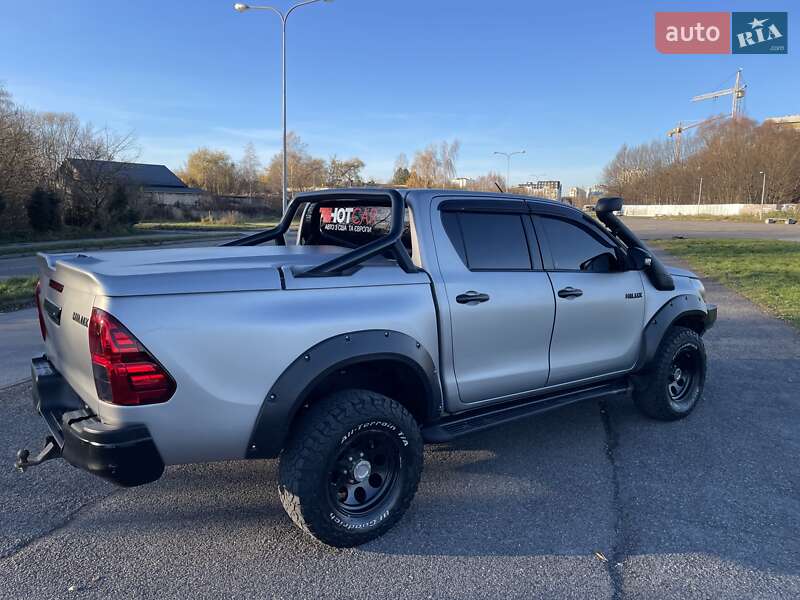Пикап Toyota Hilux 2016 в Львове