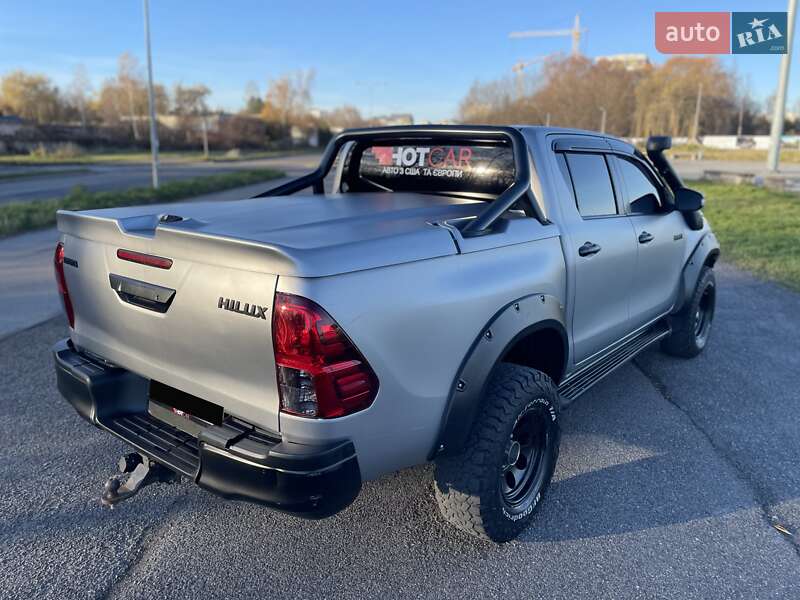 Пикап Toyota Hilux 2016 в Львове