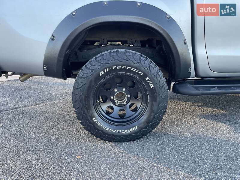 Пикап Toyota Hilux 2016 в Львове