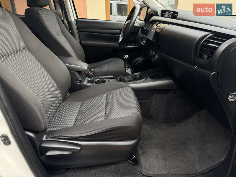 Пікап Toyota Hilux 2017 в Миколаєві