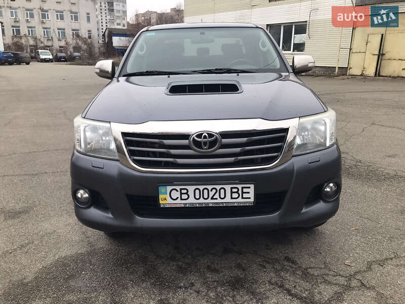 Toyota Hilux 2014