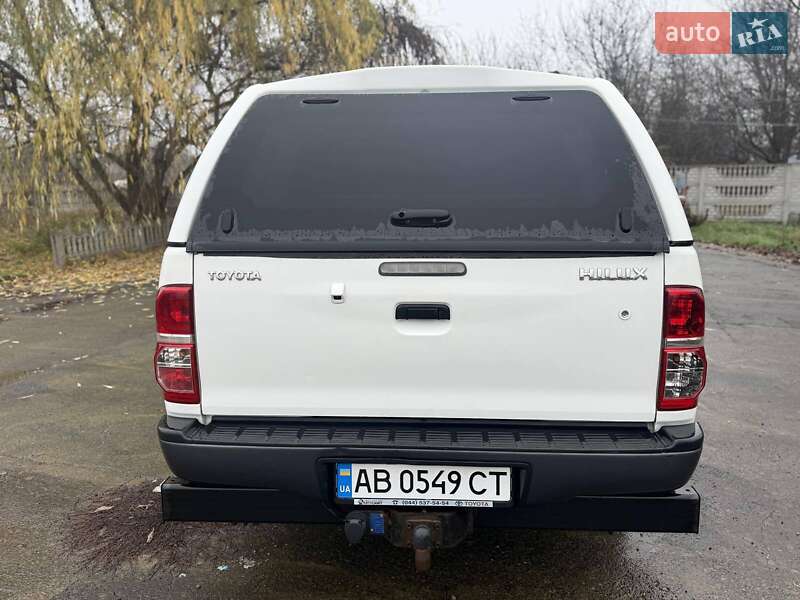 Пикап Toyota Hilux 2014 в Виннице