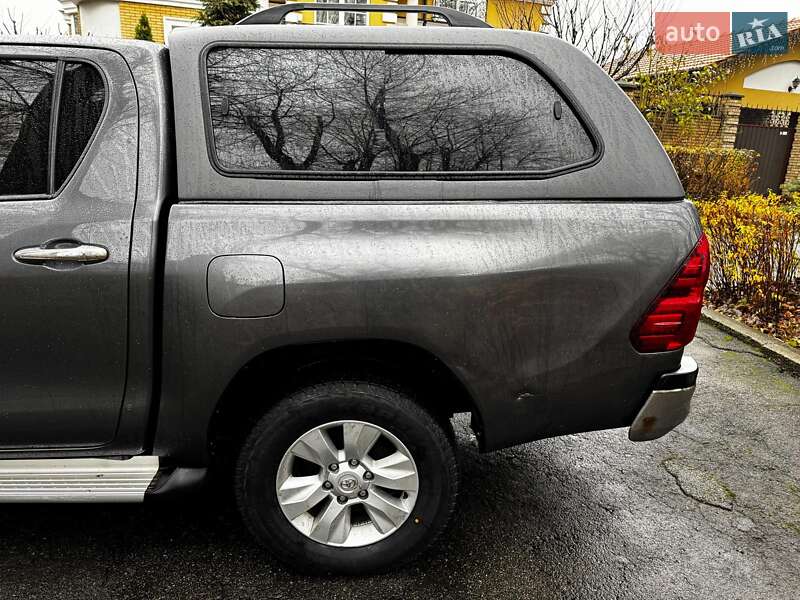 Пикап Toyota Hilux 2017 в Киеве