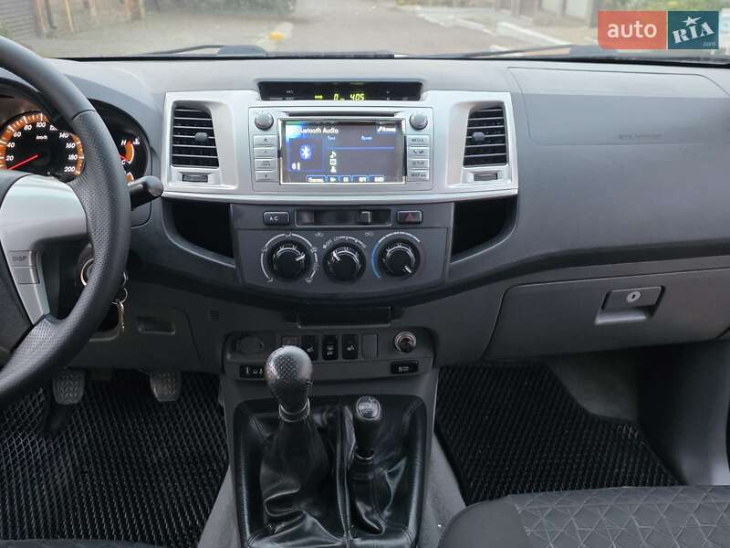 Пикап Toyota Hilux 2012 в Одессе