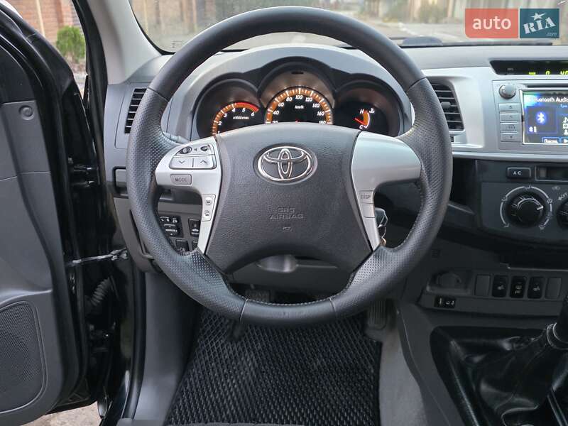 Пикап Toyota Hilux 2012 в Одессе