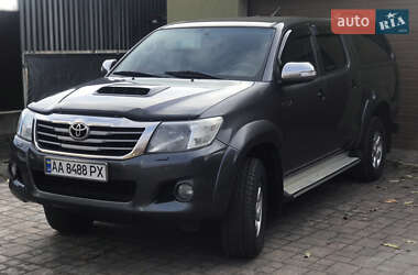 Пікап Toyota Hilux 2012 в Ніжині