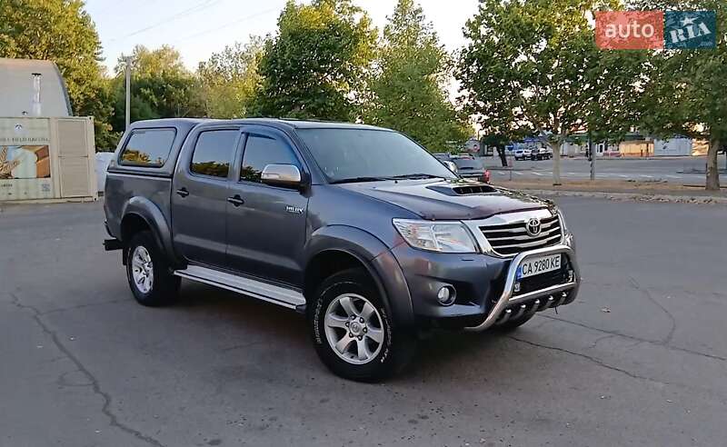 Пикап Toyota Hilux 2013 в Николаеве фото 5 Пикап Toyota Hilux 2013 в Николаеве