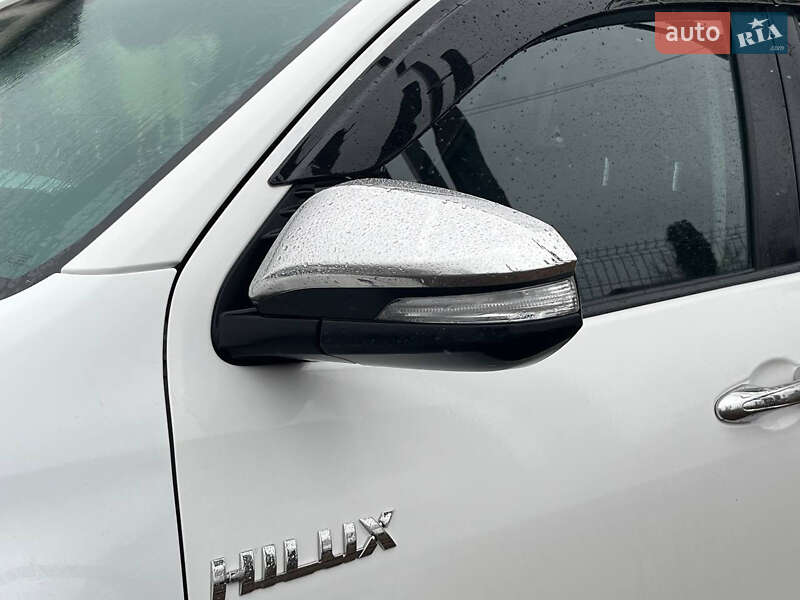 Пікап Toyota Hilux 2016 в Стрию