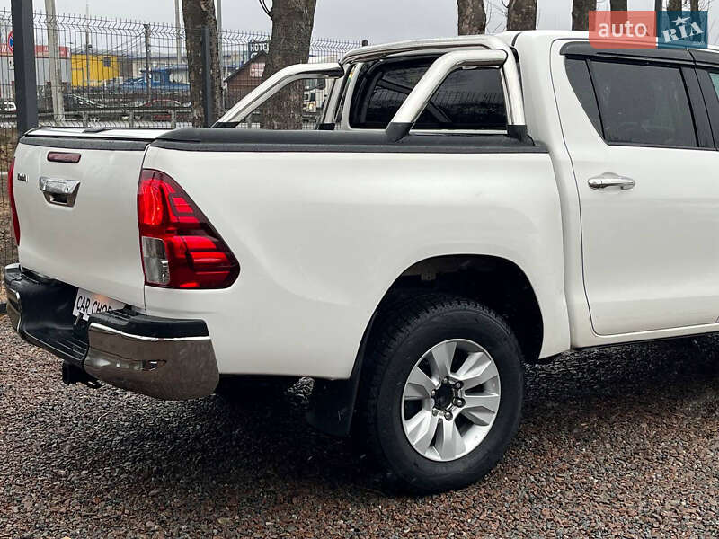 Пікап Toyota Hilux 2016 в Стрию