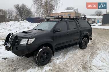 Пікап Toyota Hilux 2014 в Рівному