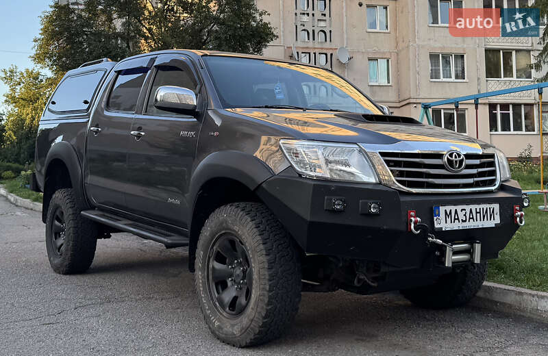 Toyota Hilux 2012