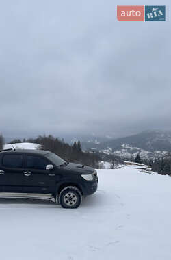 Пикап Toyota Hilux 2013 в Славском