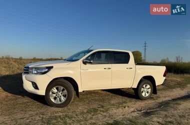 Пікап Toyota Hilux 2017 в Прилуках