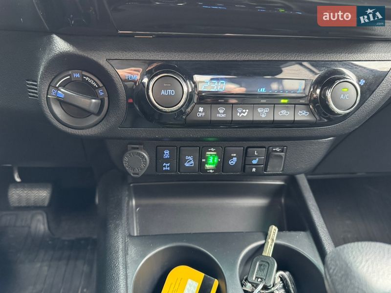 Пикап Toyota Hilux 2020 в Измаиле