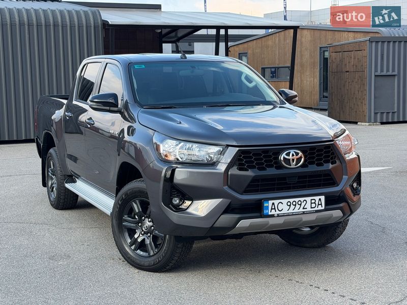 Пикап Toyota Hilux 2024 в Киеве фото Пикап Toyota Hilux 2024 в Киеве
