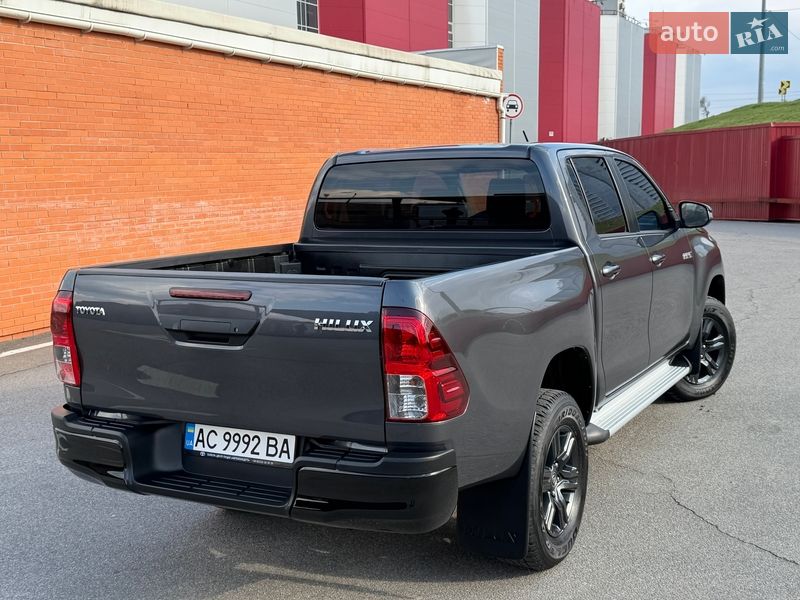 Пикап Toyota Hilux 2024 в Киеве фото 37 Пикап Toyota Hilux 2024 в Киеве