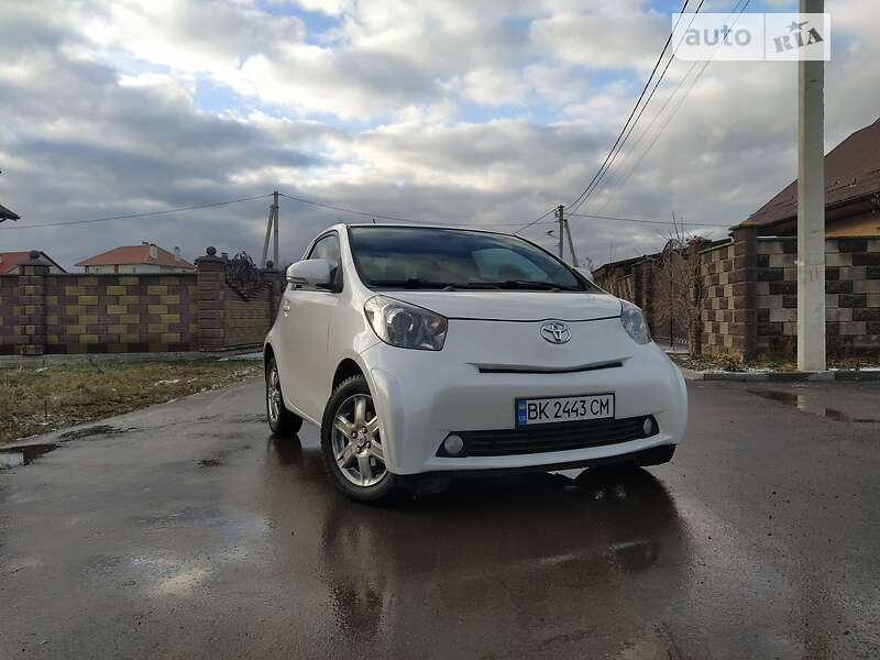 Toyota IQ 2008
