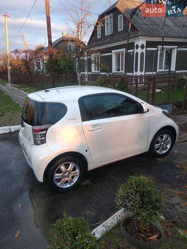Хетчбек Toyota IQ 2009 в Ковелі