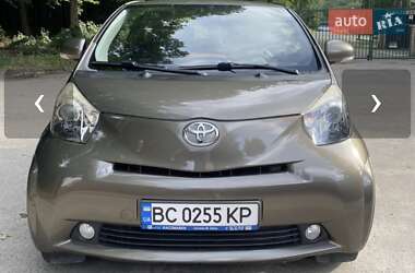 Toyota IQ 2012