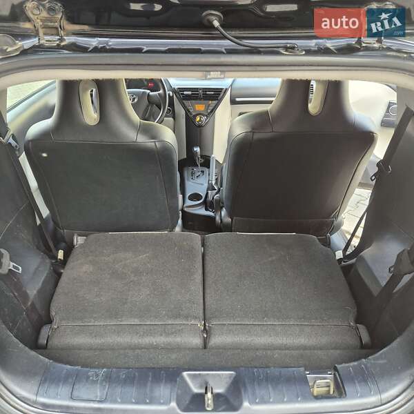 Хэтчбек Toyota IQ 2011 в Черновцах