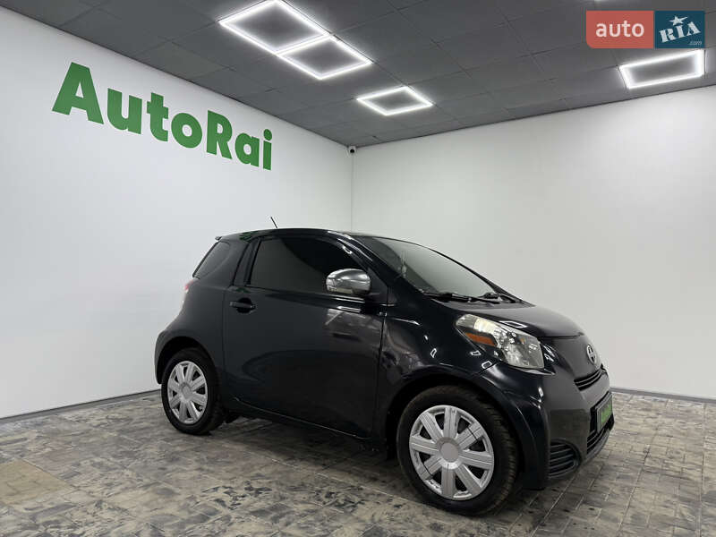 Toyota IQ 2012