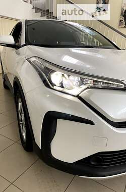Позашляховик / Кросовер Toyota Izoa 2022 в Дніпрі