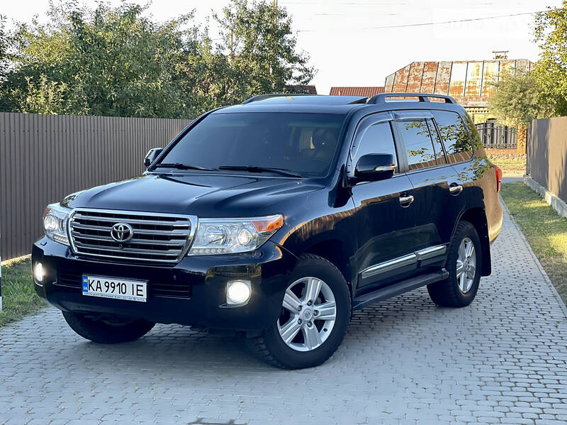 AUTO.RIA – Продам Тойота Ленд Крузер 200 2013 газ / бензин 4.6 ...