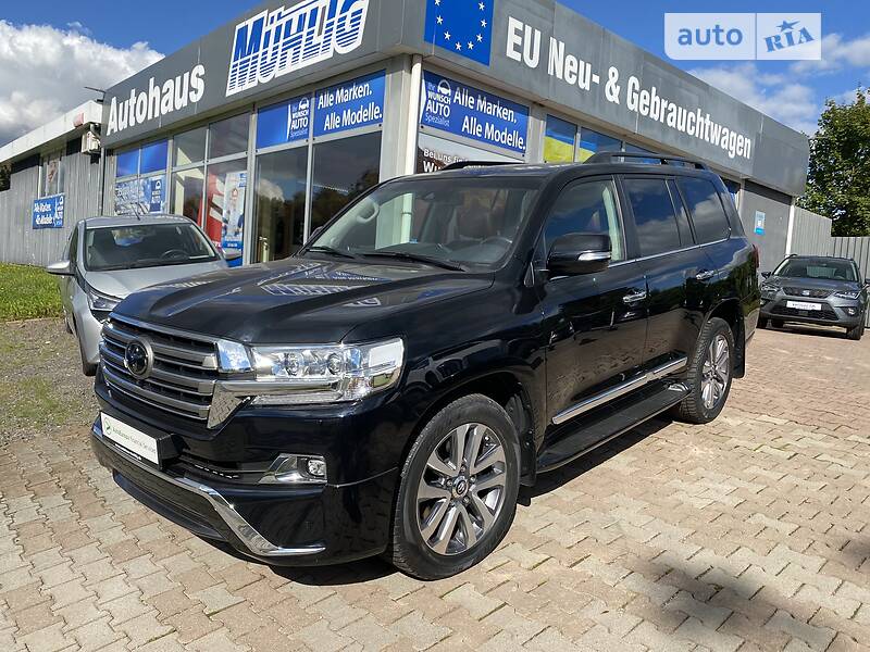 Toyota Land Cruiser 200 Prestige