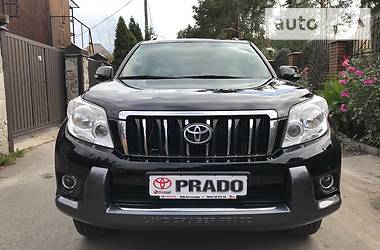 Внедорожник / Кроссовер Toyota Land Cruiser Prado 2010 в Киеве