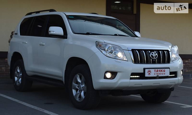 Toyota Land Cruiser Prado 2011 года