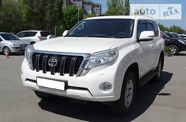 Позашляховик / Кросовер Toyota Land Cruiser Prado 2017 в Дніпрі