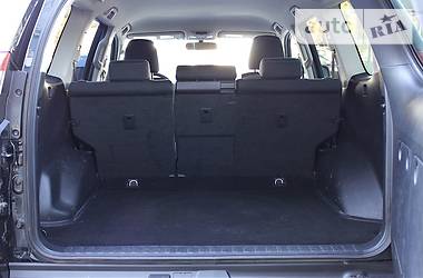 Внедорожник / Кроссовер Toyota Land Cruiser Prado 2017 в 