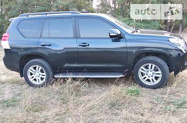 Позашляховик / Кросовер Toyota Land Cruiser Prado 2010 в 