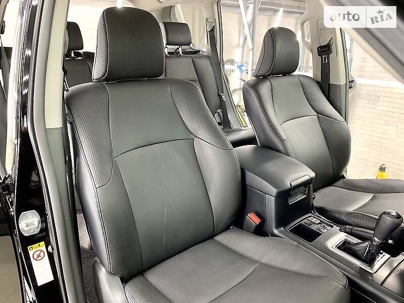 Позашляховик / Кросовер Toyota Land Cruiser Prado 2012 в Миколаєві