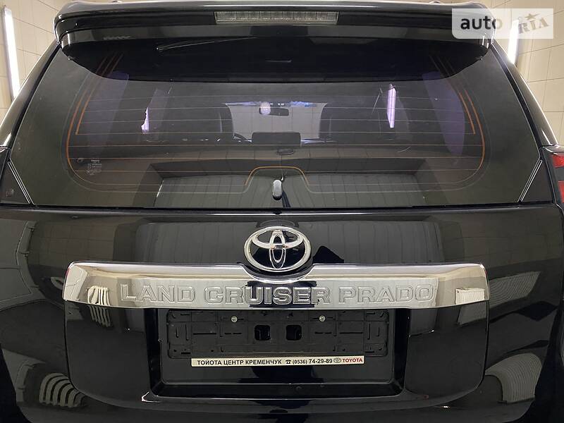 Позашляховик / Кросовер Toyota Land Cruiser Prado 2013 в Умані