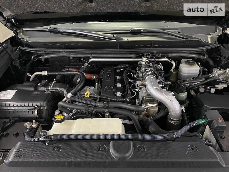 Позашляховик / Кросовер Toyota Land Cruiser Prado 2013 в Умані