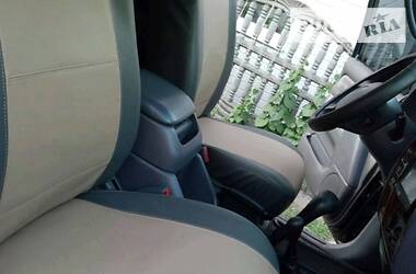 Внедорожник / Кроссовер Toyota Land Cruiser Prado 1998 в 