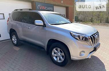 Позашляховик / Кросовер Toyota Land Cruiser Prado 2016 в 