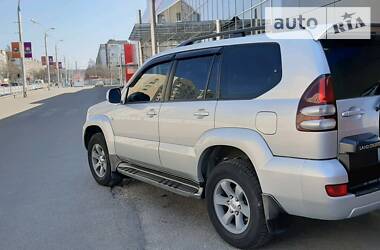Позашляховик / Кросовер Toyota Land Cruiser Prado 2007 в 