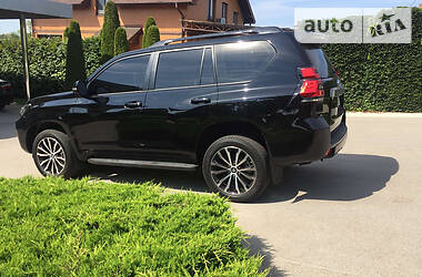 Позашляховик / Кросовер Toyota Land Cruiser Prado 2019 в 