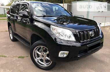 Позашляховик / Кросовер Toyota Land Cruiser Prado 2012 в 