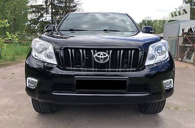 Позашляховик / Кросовер Toyota Land Cruiser Prado 2012 в 
