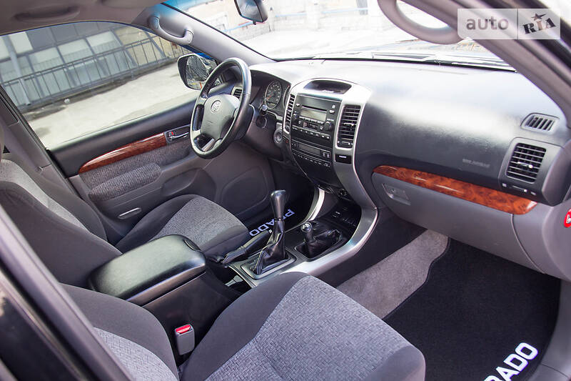 Позашляховик / Кросовер Toyota Land Cruiser Prado 2006 в Запоріжжі